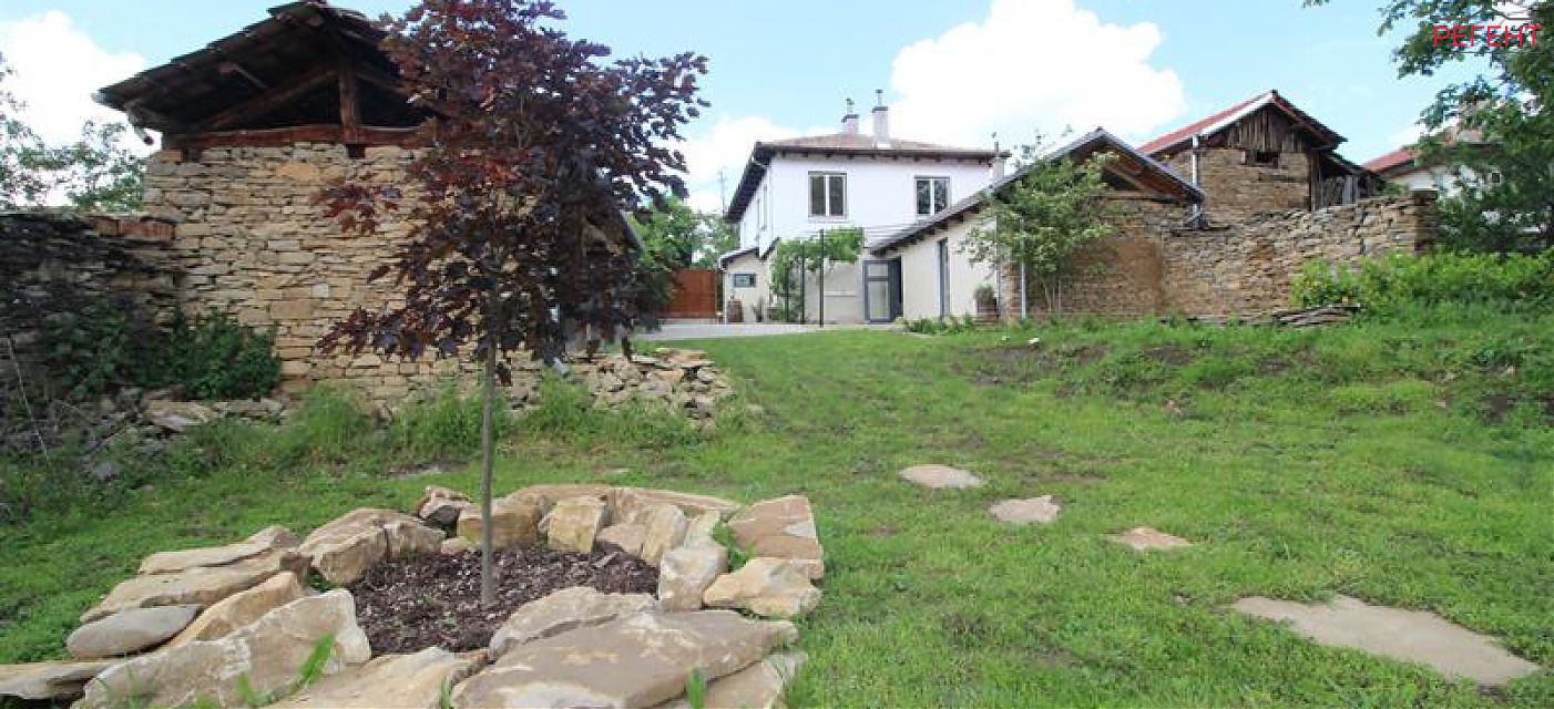  house Gabrovo 12 km from county center Gabrovo 