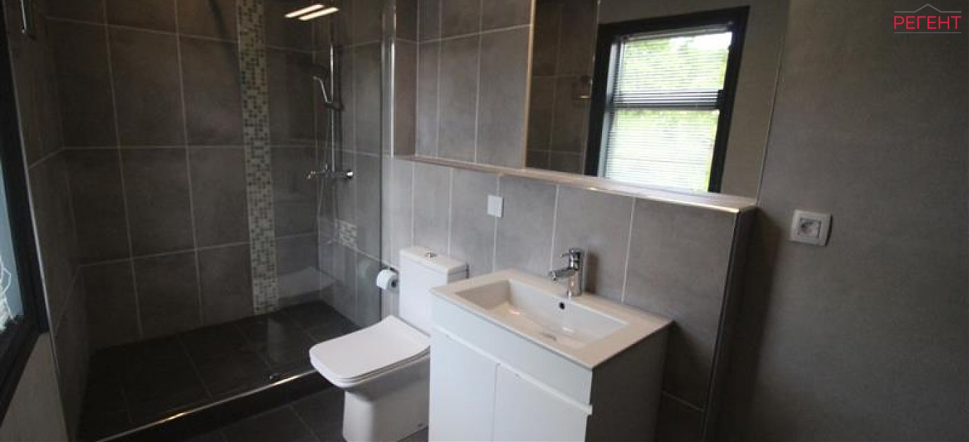  house Gabrovo 12 km from county center Gabrovo 