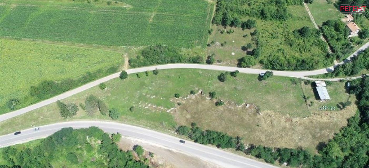  land Gabrovo 6 km from county center Gabrovo 