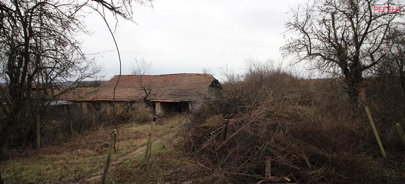  house Sevlievo 46 km from county center Sevlievo 