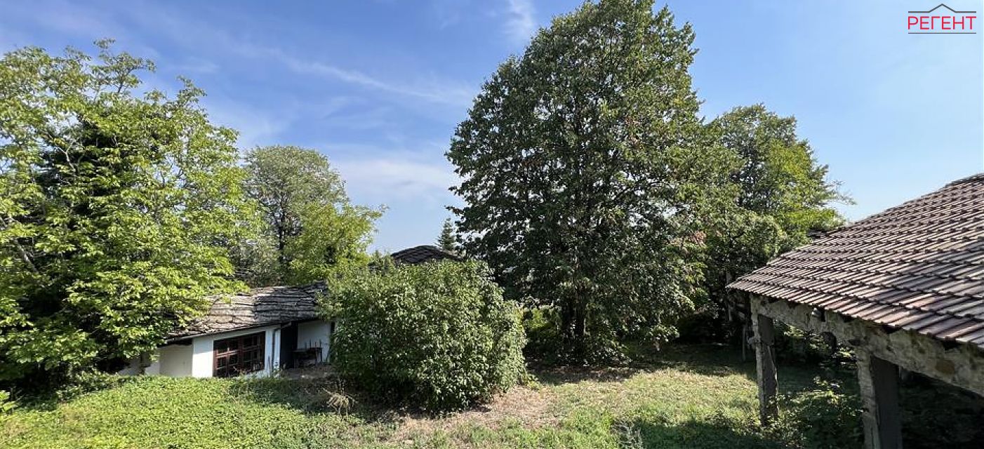  house Triavna 24 km from county center Triavna 