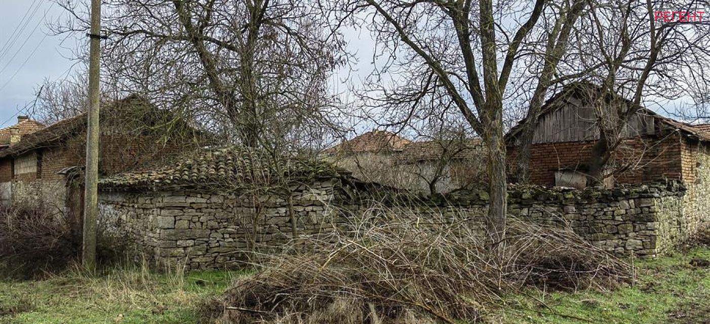  house Sevlievo 46 km from county center Sevlievo 