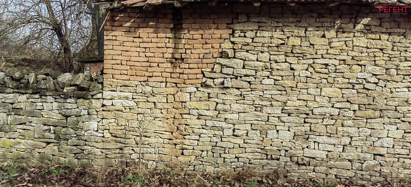  house Sevlievo 46 km from county center Sevlievo 