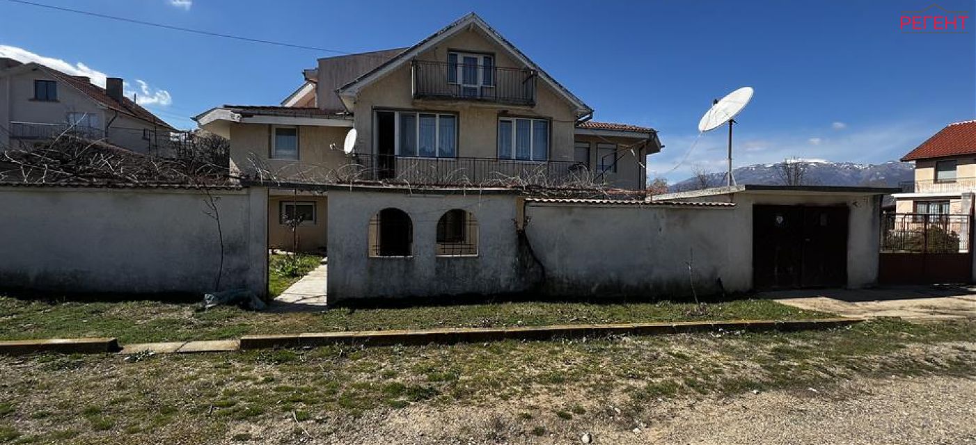  house Kazanlak 24 km from county center Kazanlak 