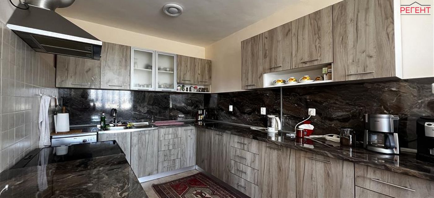  house Kazanlak 24 km from county center Kazanlak 