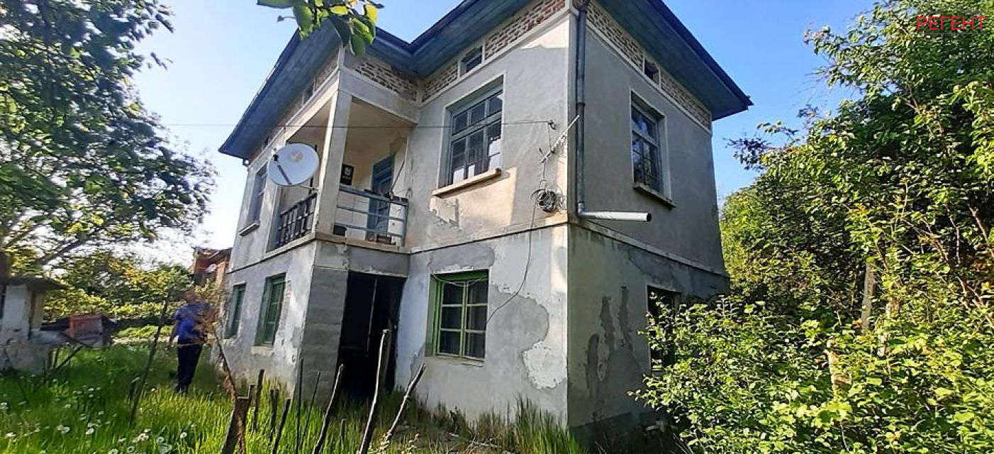  house Sevlievo 45 km from county center Sevlievo 