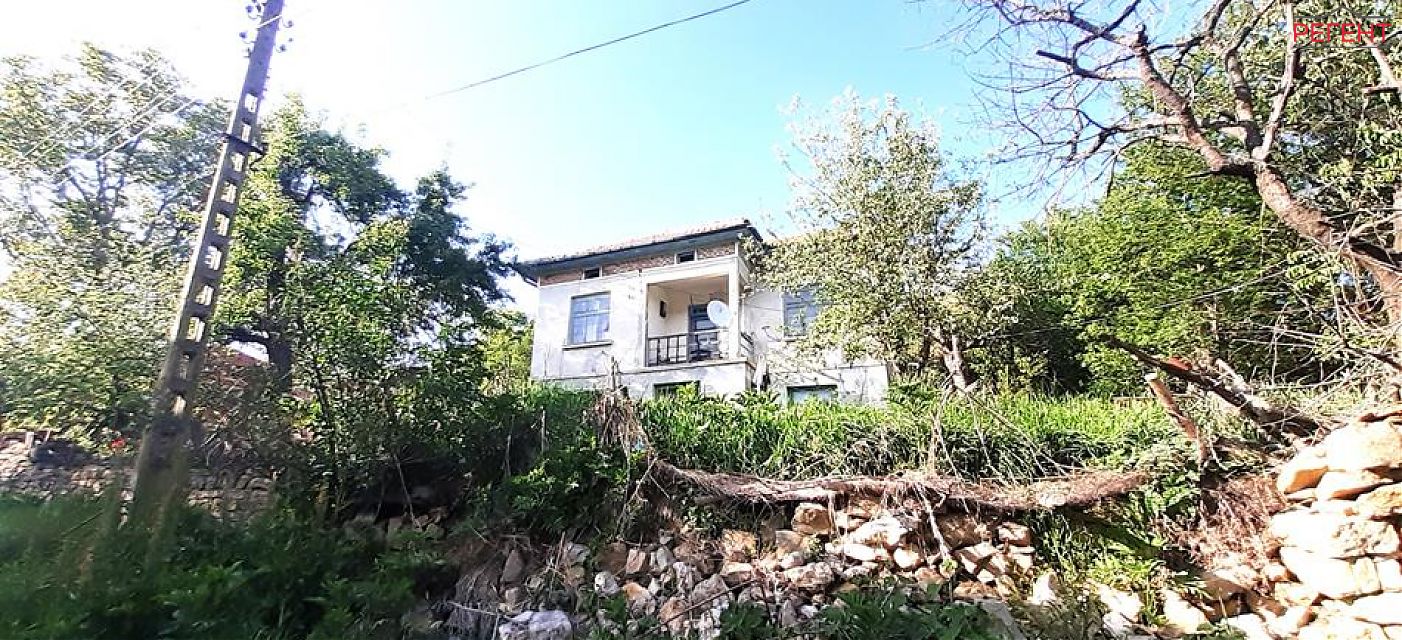  house Sevlievo 45 km from county center Sevlievo 