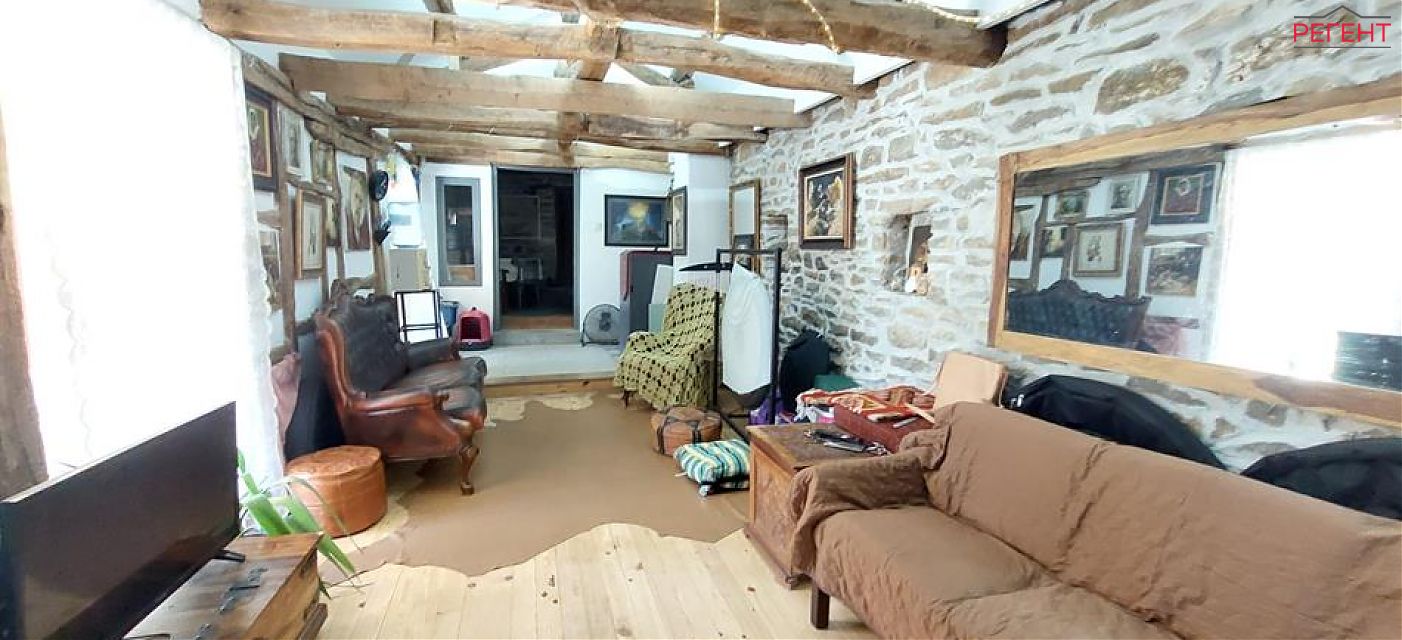  house Gabrovo 12 km from county center Gabrovo 