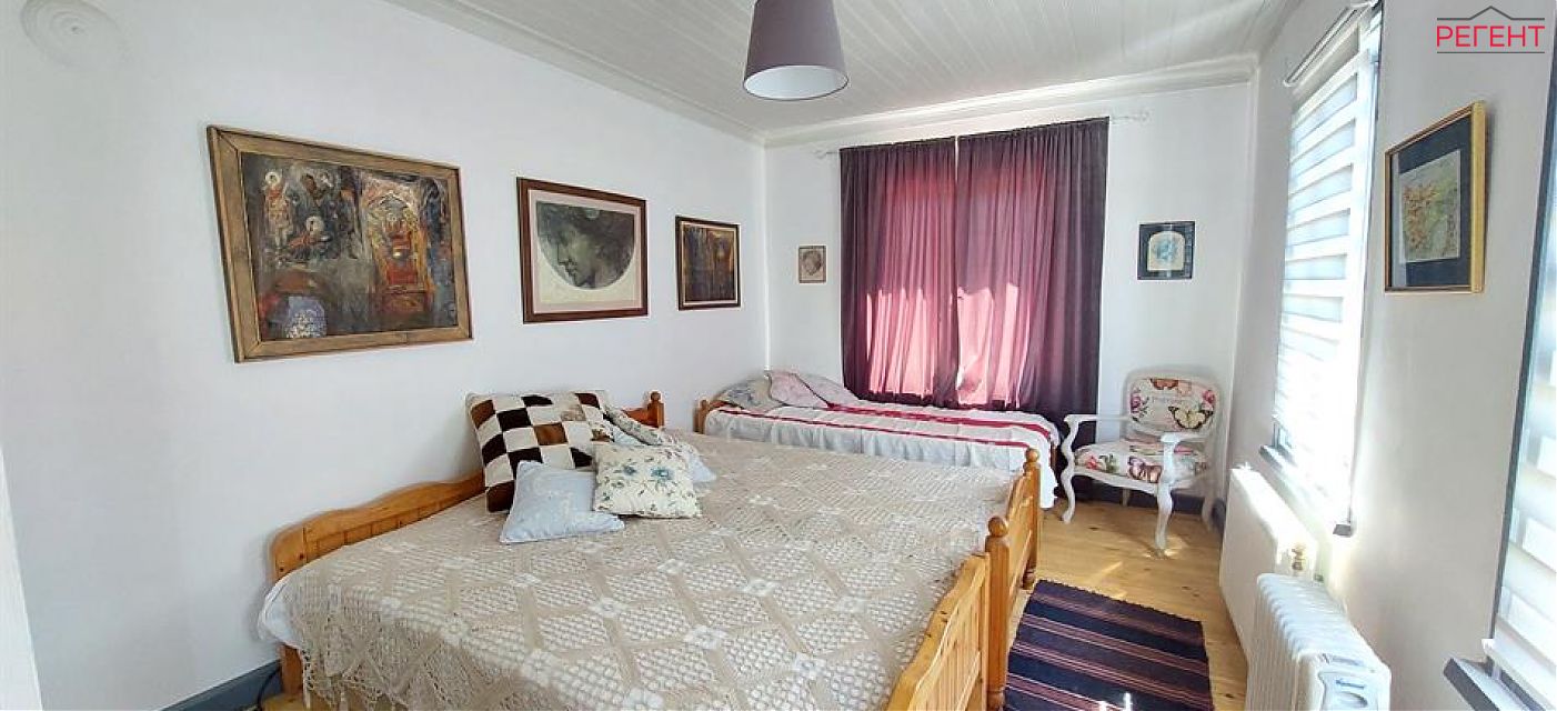  house Gabrovo 12 km from county center Gabrovo 