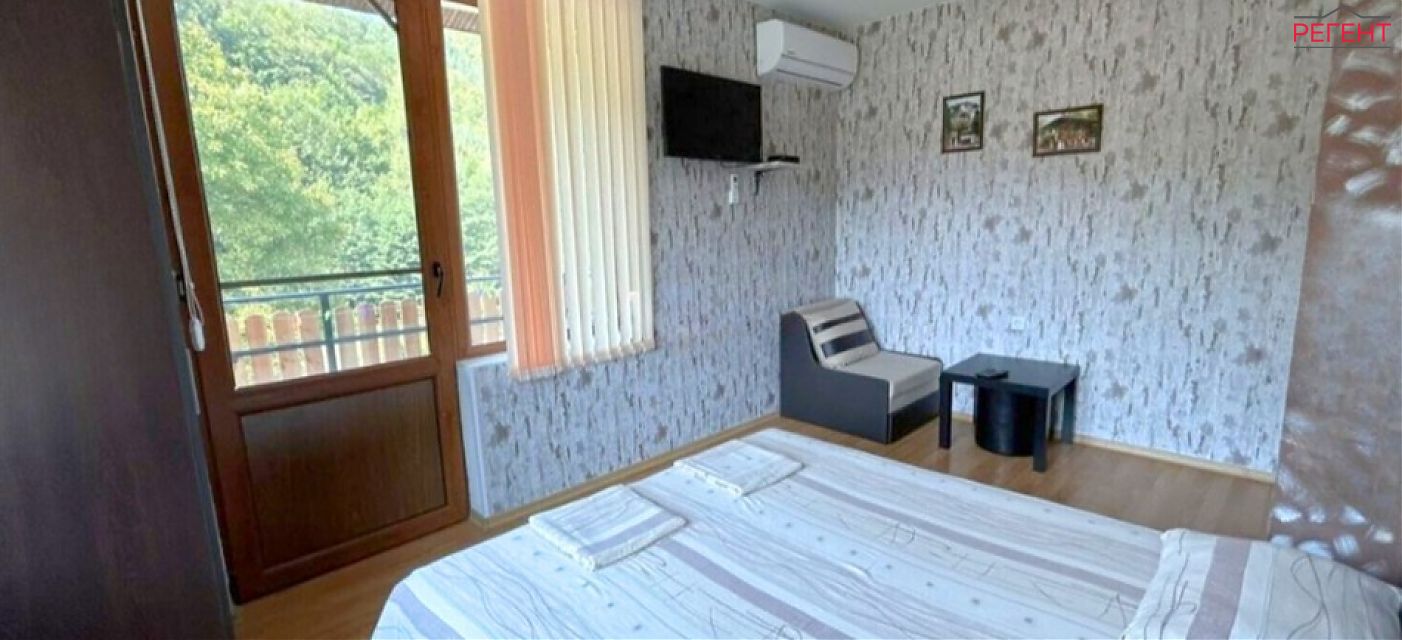 house Triavna 7 km from county center Triavna 