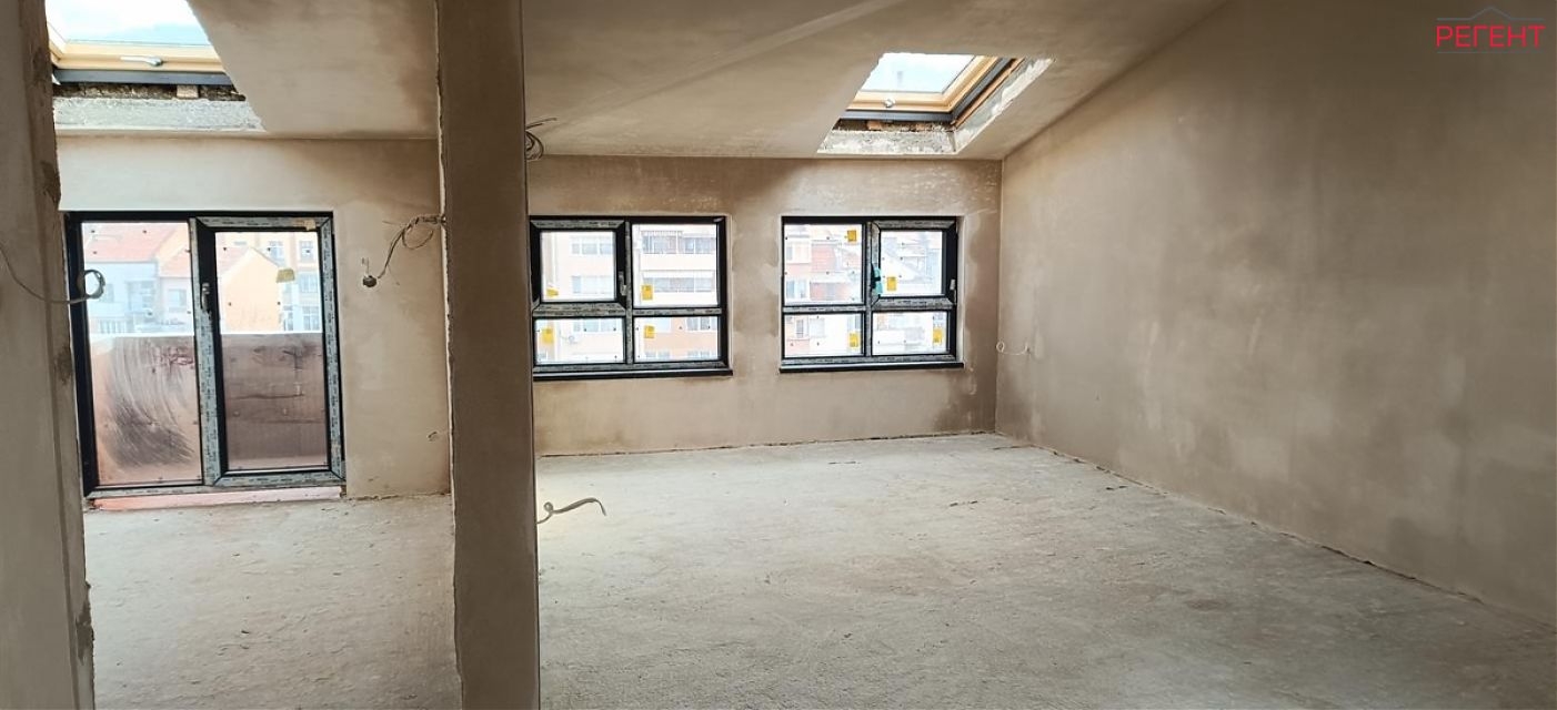 three-room apartment Gabrovo Gabrovo , Centar 