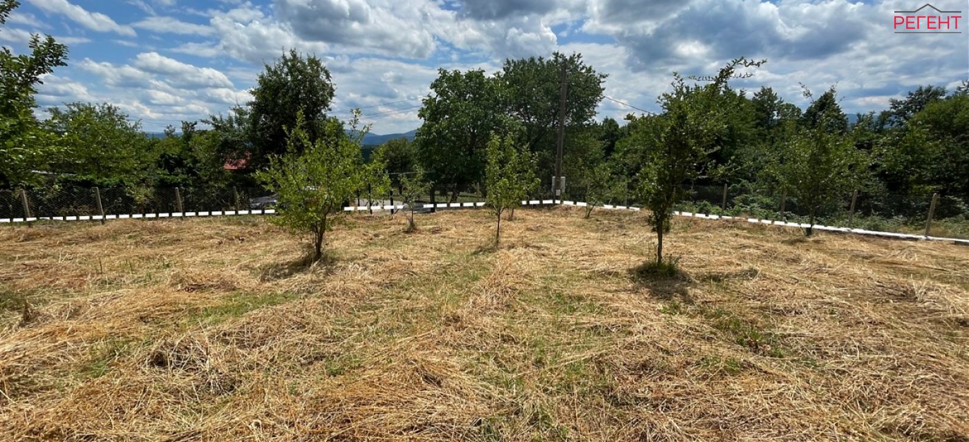  land Triavna 24 km from county center Triavna 