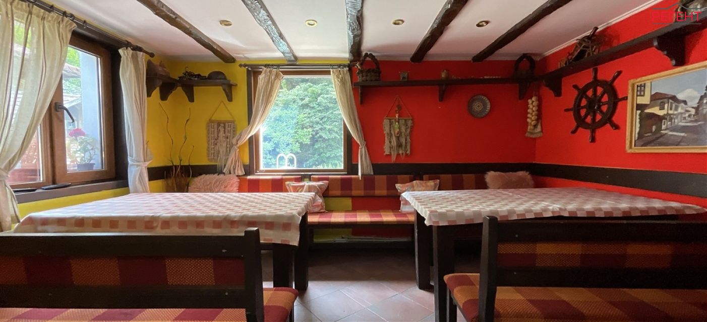  house Triavna 24 km from county center Triavna 