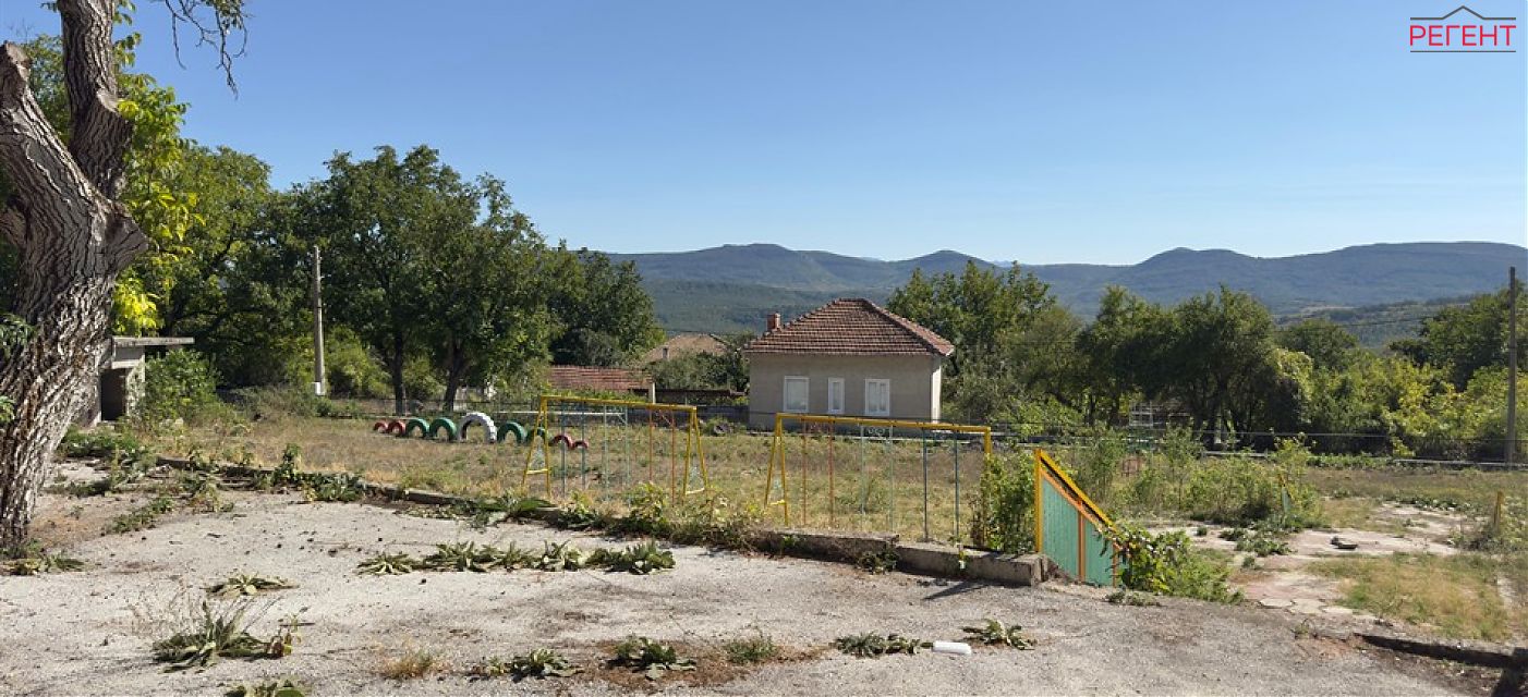  house Drianovo 14 km from county center Drianovo 