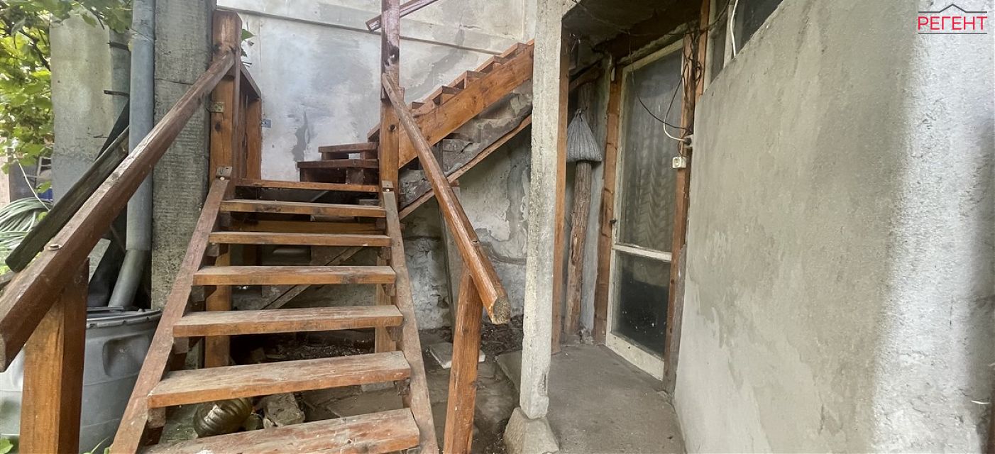  къща Община Габрово 6 km от общ. център 