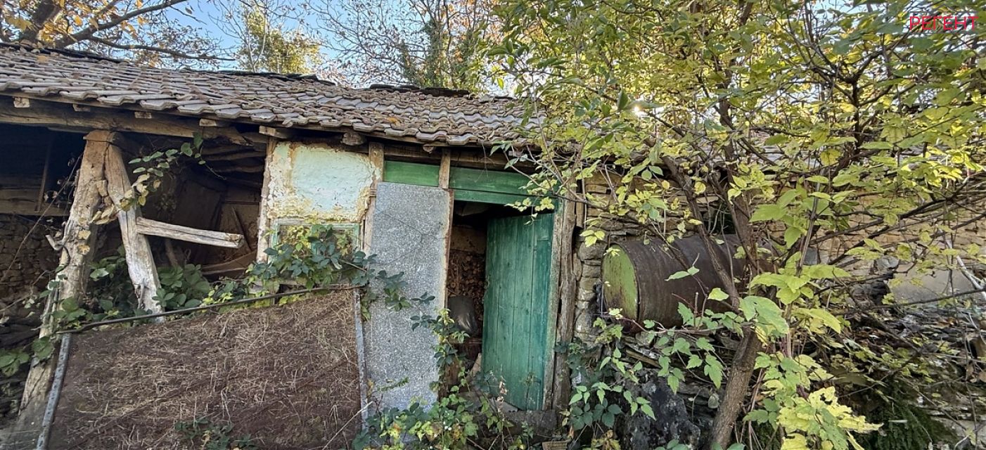  house Gabrovo 13 km from county center Gabrovo 