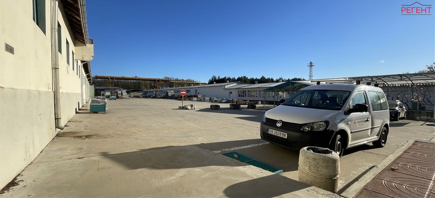  industrial premises Gabrovo 4 km from county center Gabrovo 