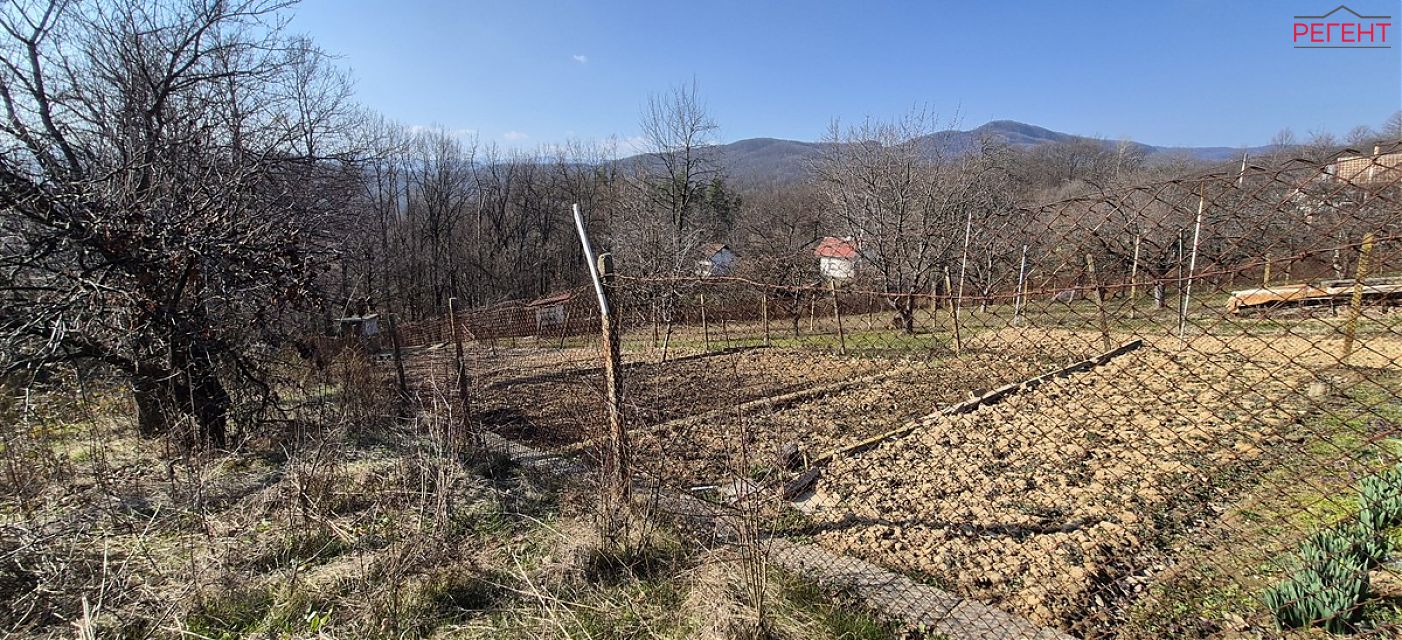  house Gabrovo 4 km from county center Gabrovo 