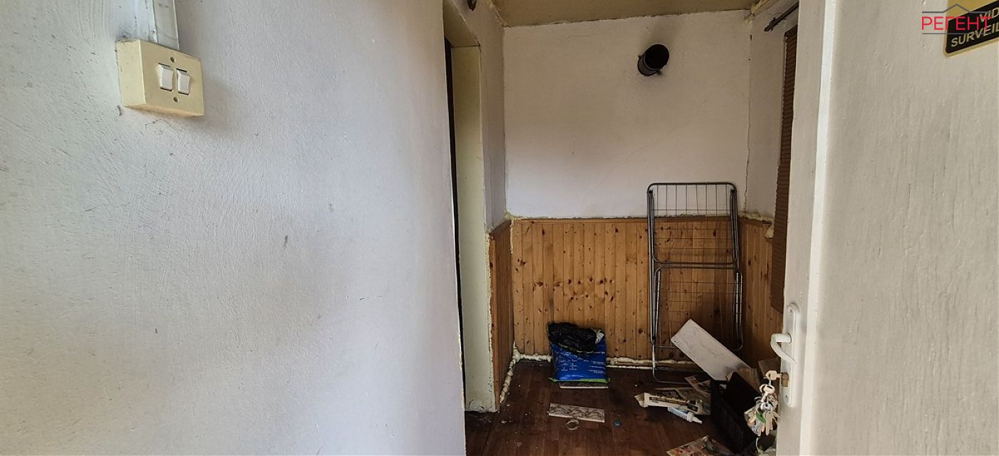 house Gabrovo 4 km from county center Gabrovo 