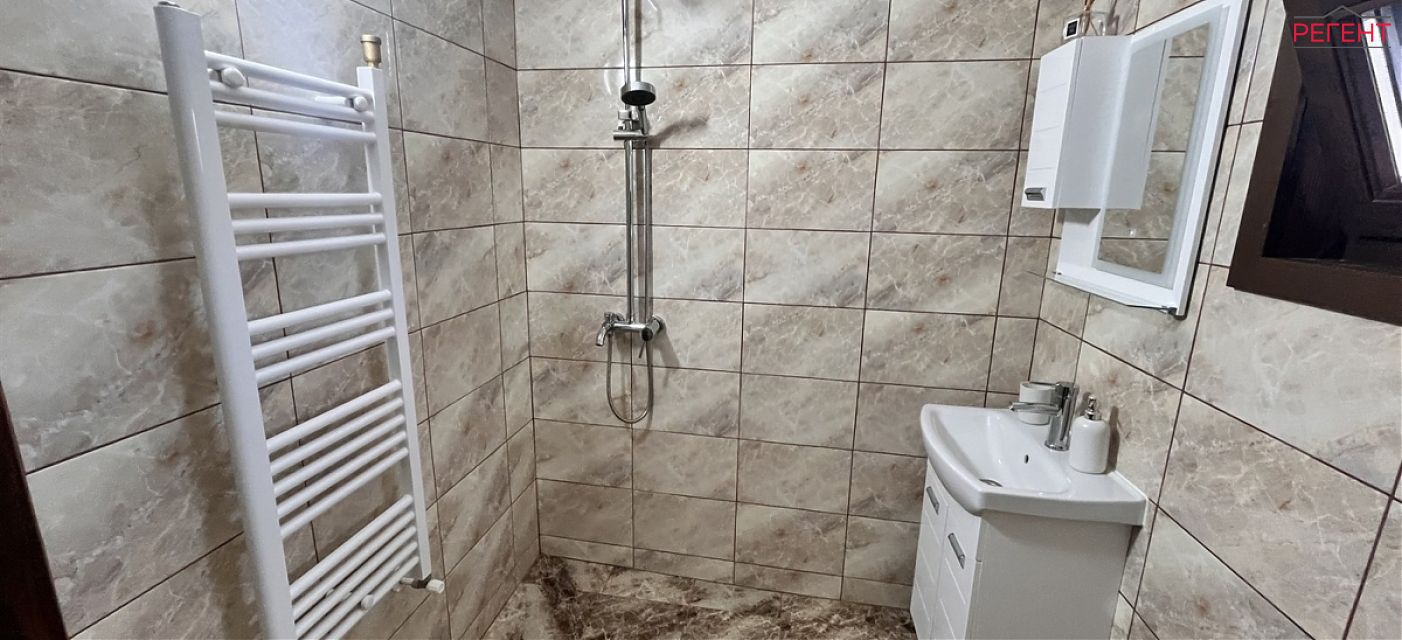  house Gabrovo 6 km from county center Gabrovo 