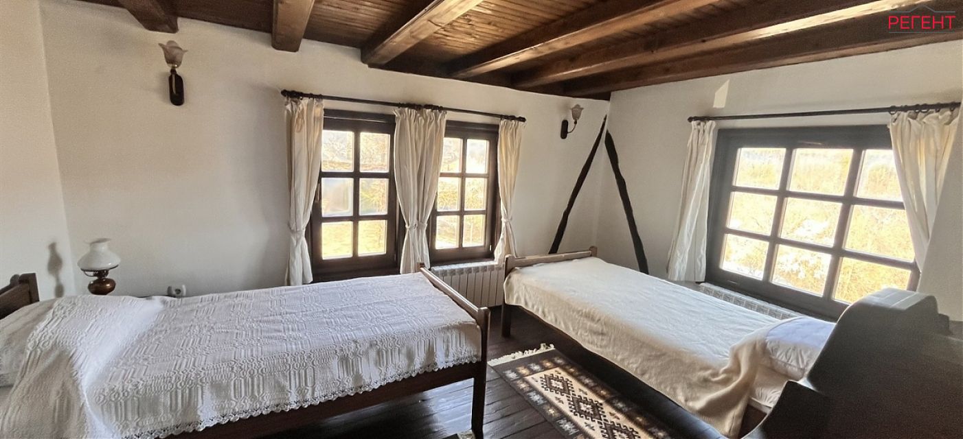  house Gabrovo 6 km from county center Gabrovo 