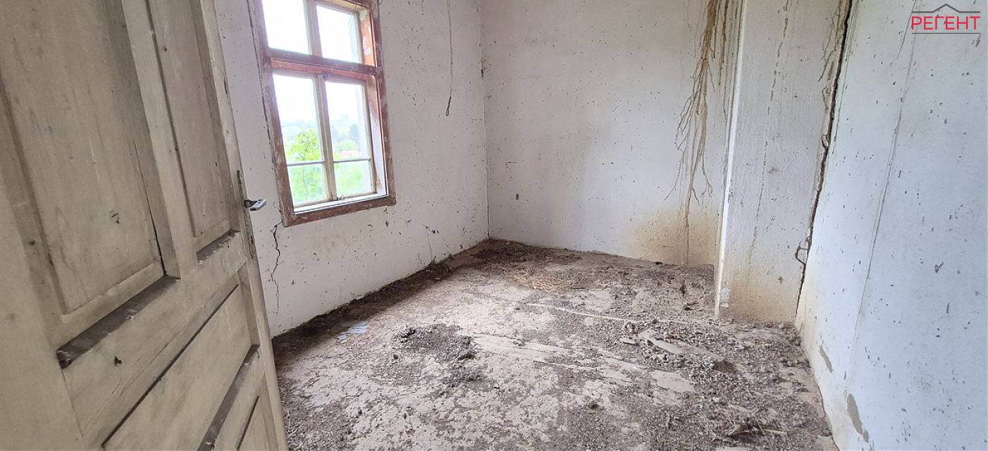  house Sevlievo 42 km from county center Sevlievo 