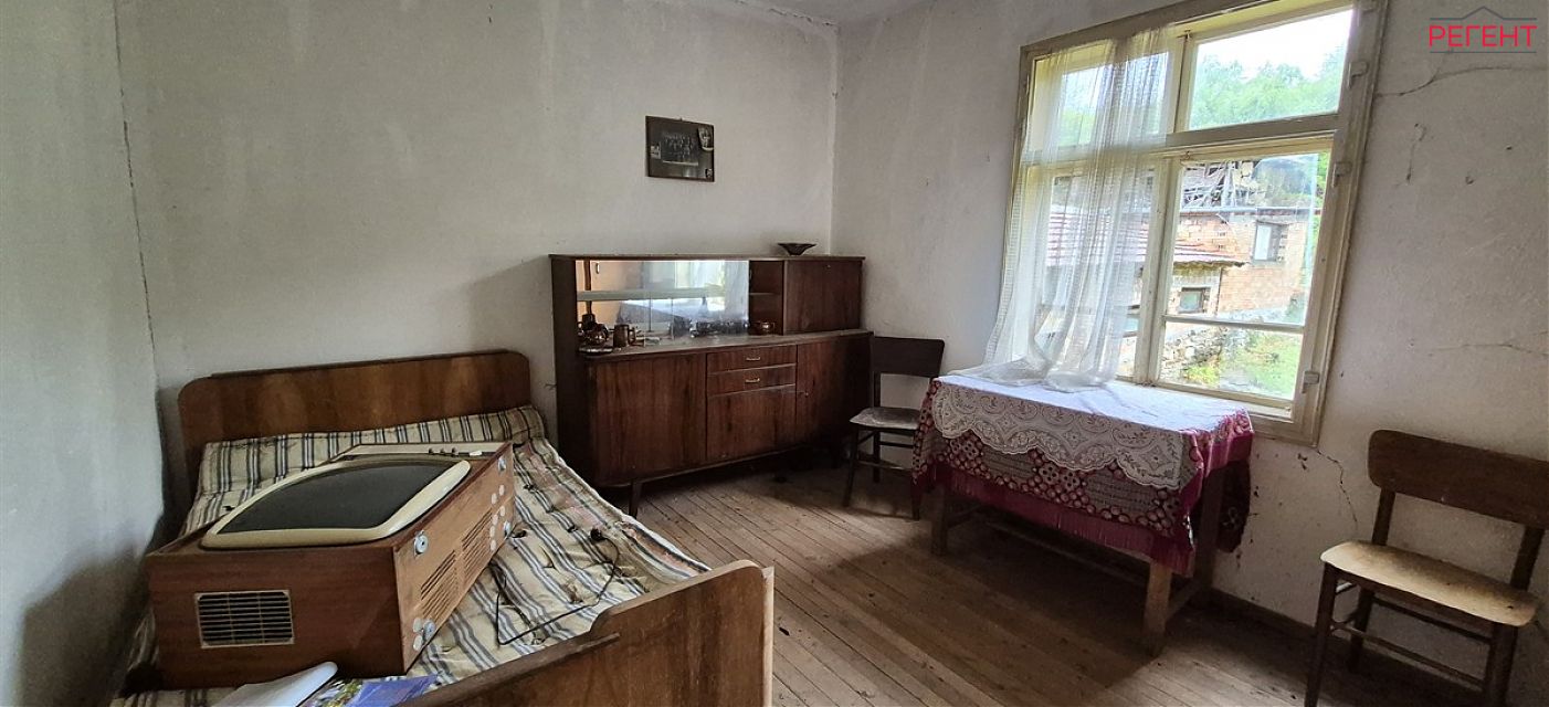  house Sevlievo 42 km from county center Sevlievo 