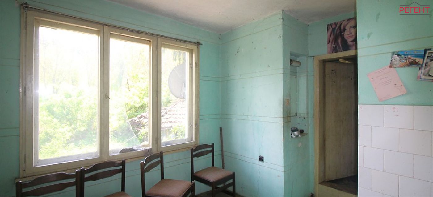  house Gabrovo 8 km from county center Gabrovo 