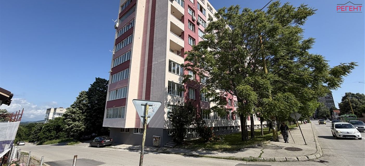 three-room apartment Gabrovo Gabrovo , Golo bardo 