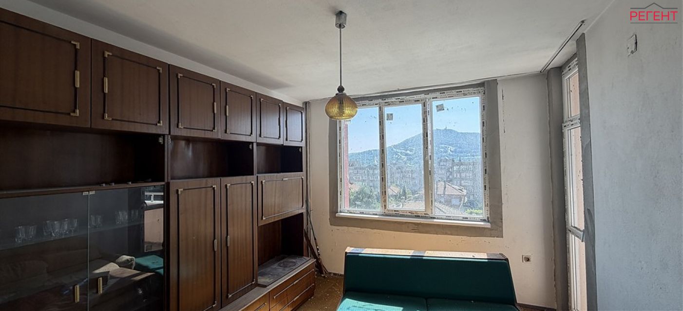 three-room apartment Gabrovo Gabrovo , Golo bardo 