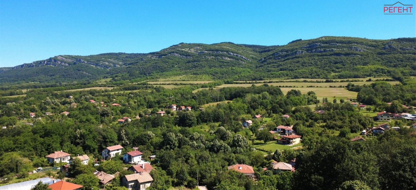  land Gabrovo 4 km from county center Gabrovo 