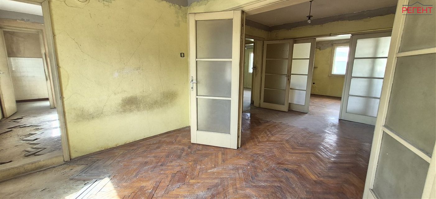 three-room apartment Gabrovo Gabrovo , Centar 