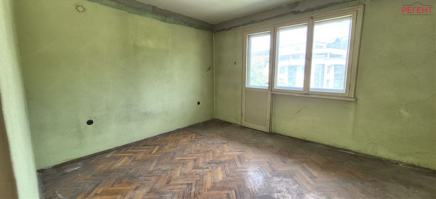 three-room apartment Gabrovo Gabrovo , Centar 