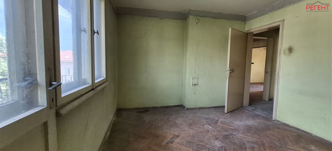three-room apartment Gabrovo Gabrovo , Centar 