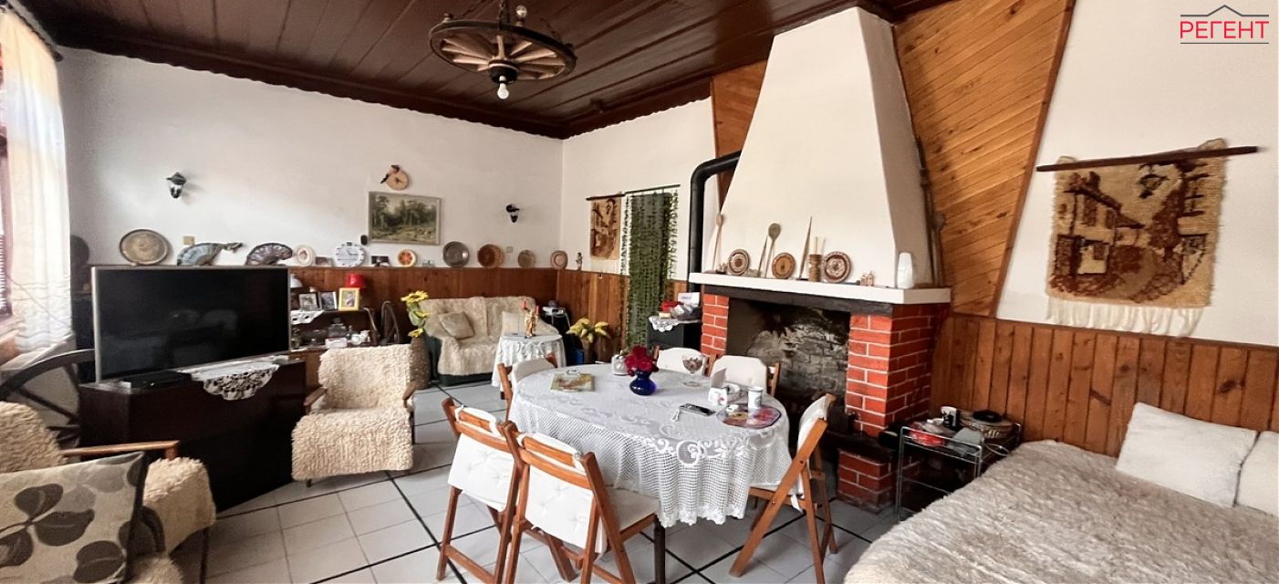  house Gabrovo 12 km from county center Gabrovo 