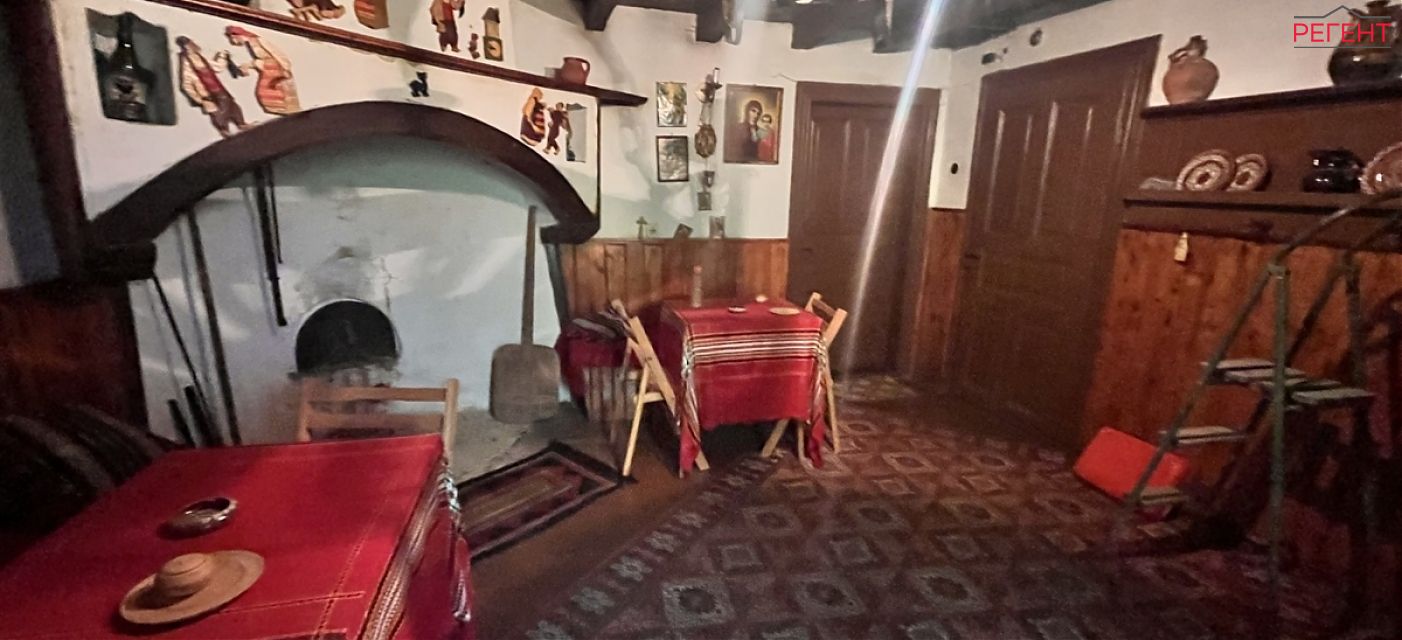  house Gabrovo 12 km from county center Gabrovo 