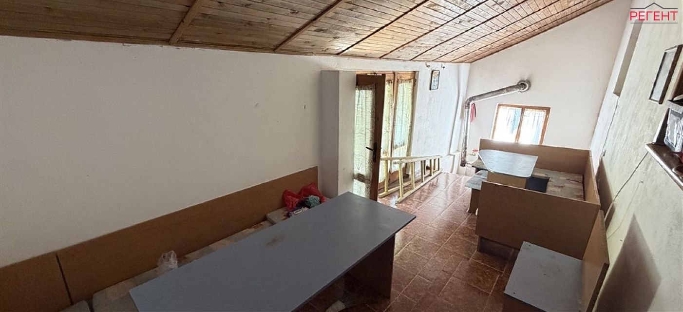  house Triavna 20 km from county center Triavna 