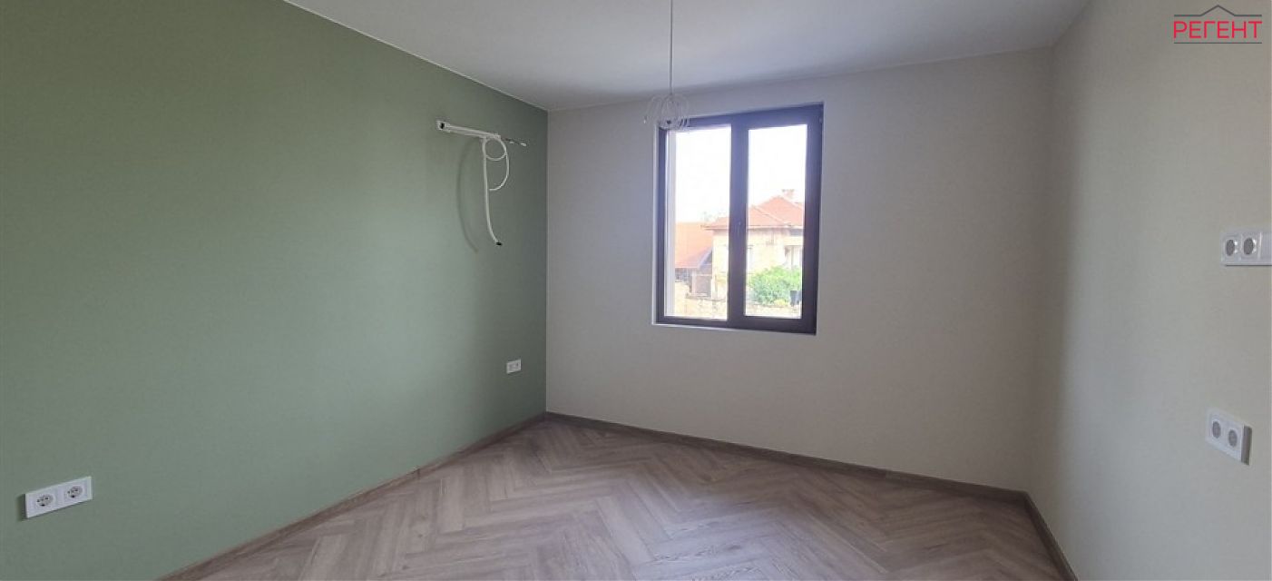  house Gabrovo 16 km from county center Gabrovo 