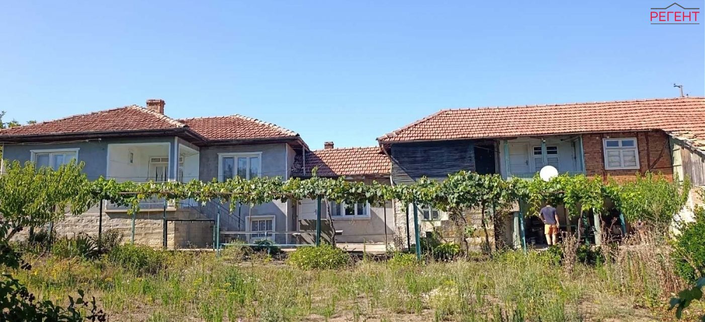  house Sevlievo 45 km from county center Sevlievo 