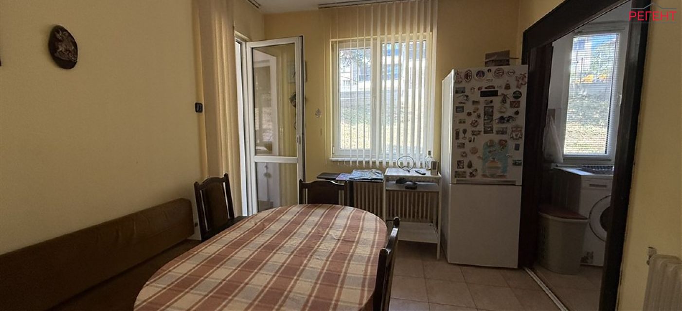 тристаен апартамент Община Габрово гр.Габрово , кв.Баждар 