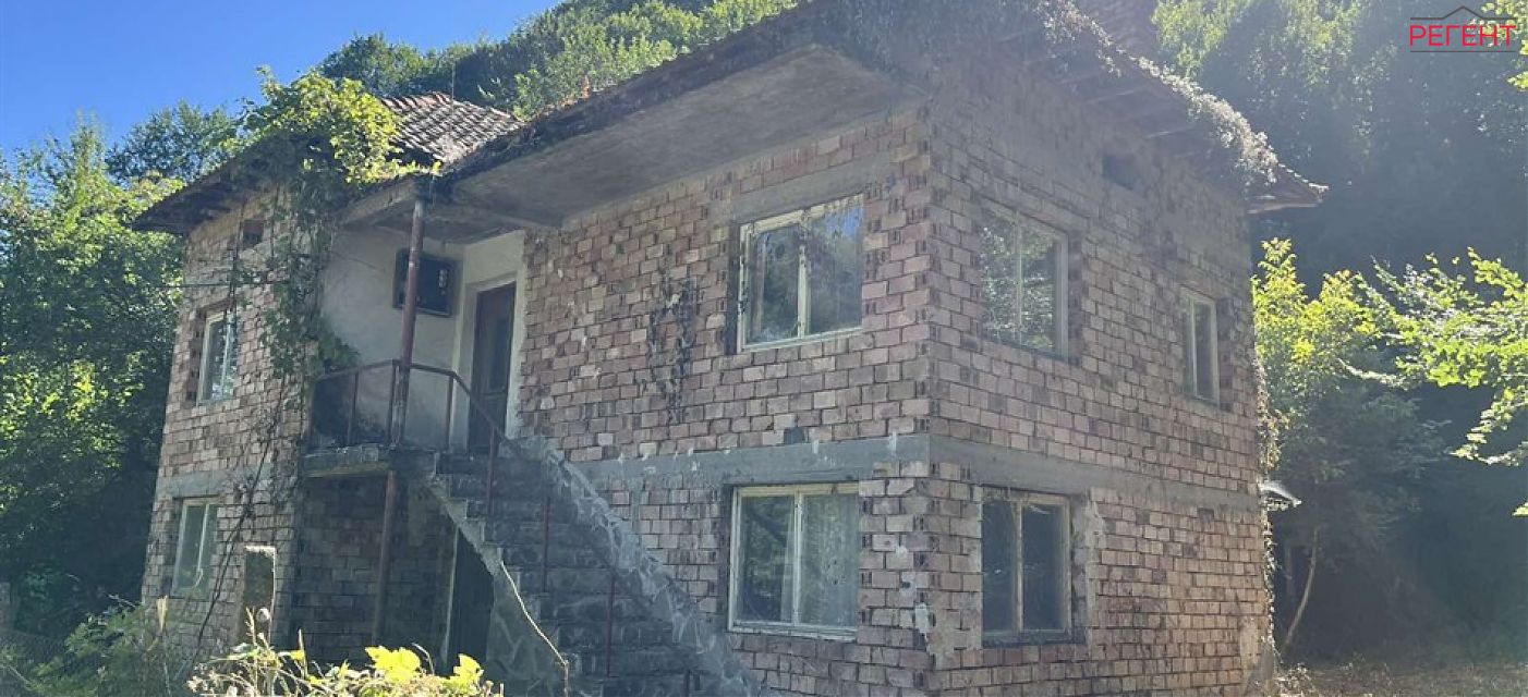  house Sevlievo 40 km from county center Sevlievo 