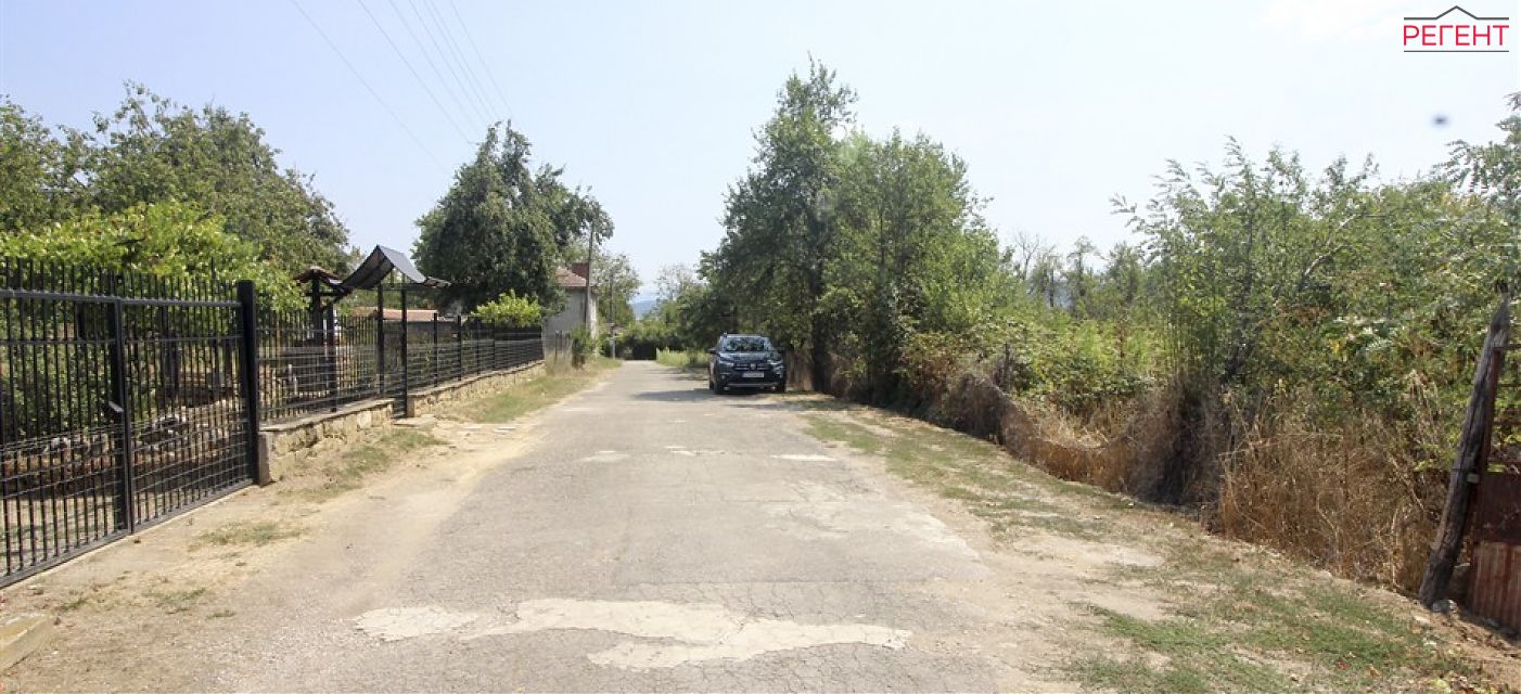  house Gabrovo 4 km from county center Gabrovo 