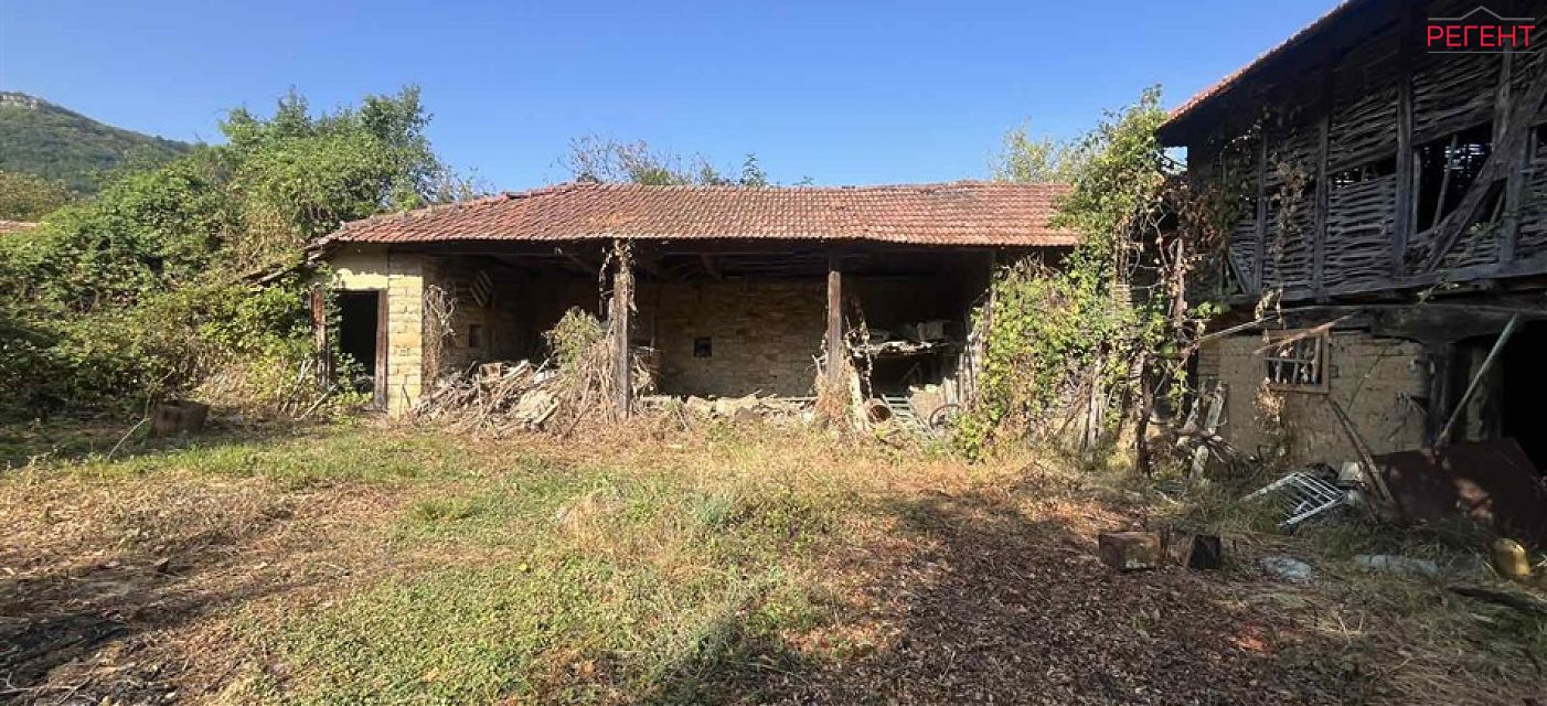  house Sevlievo 36 km from county center Sevlievo 