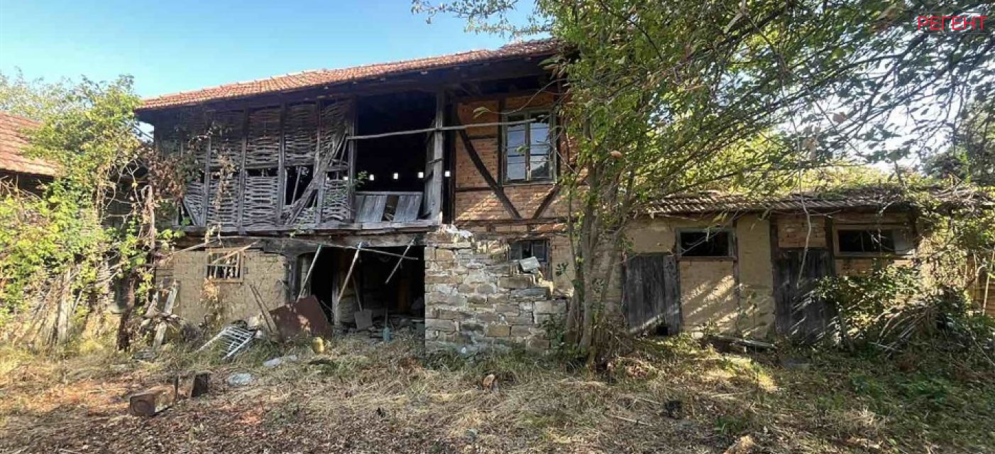  house Sevlievo 36 km from county center Sevlievo 
