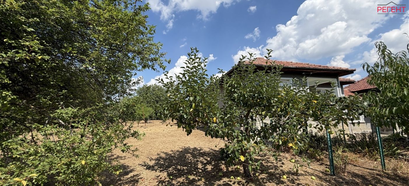  house Sevlievo 45 km from county center Sevlievo 