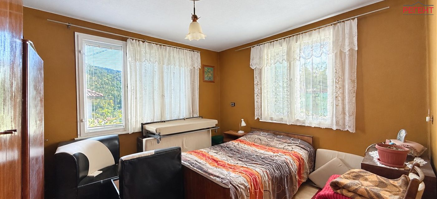three-room apartment Triavna Triavna , 