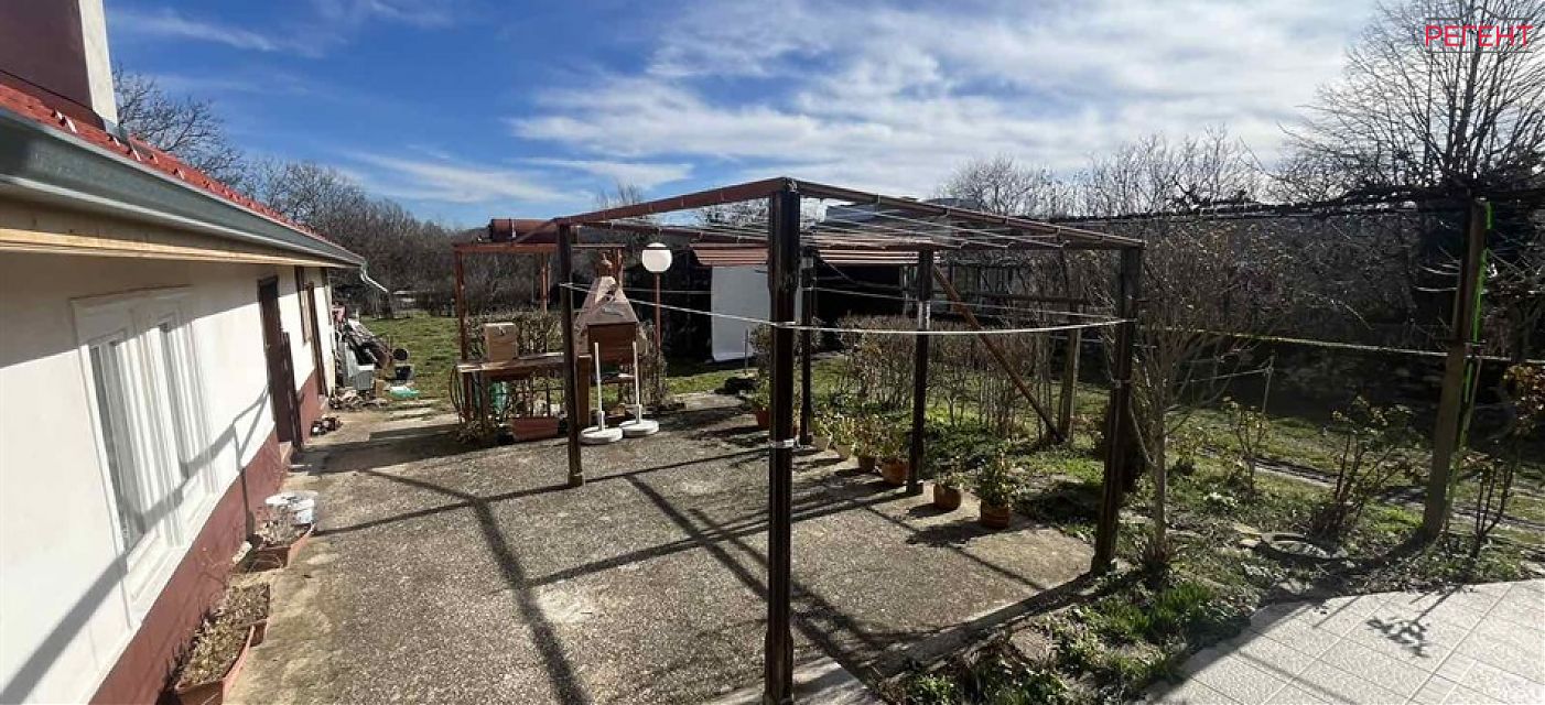  house Gabrovo 4 km from county center Gabrovo 
